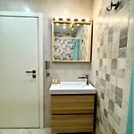 아파트 Sredec 77 *